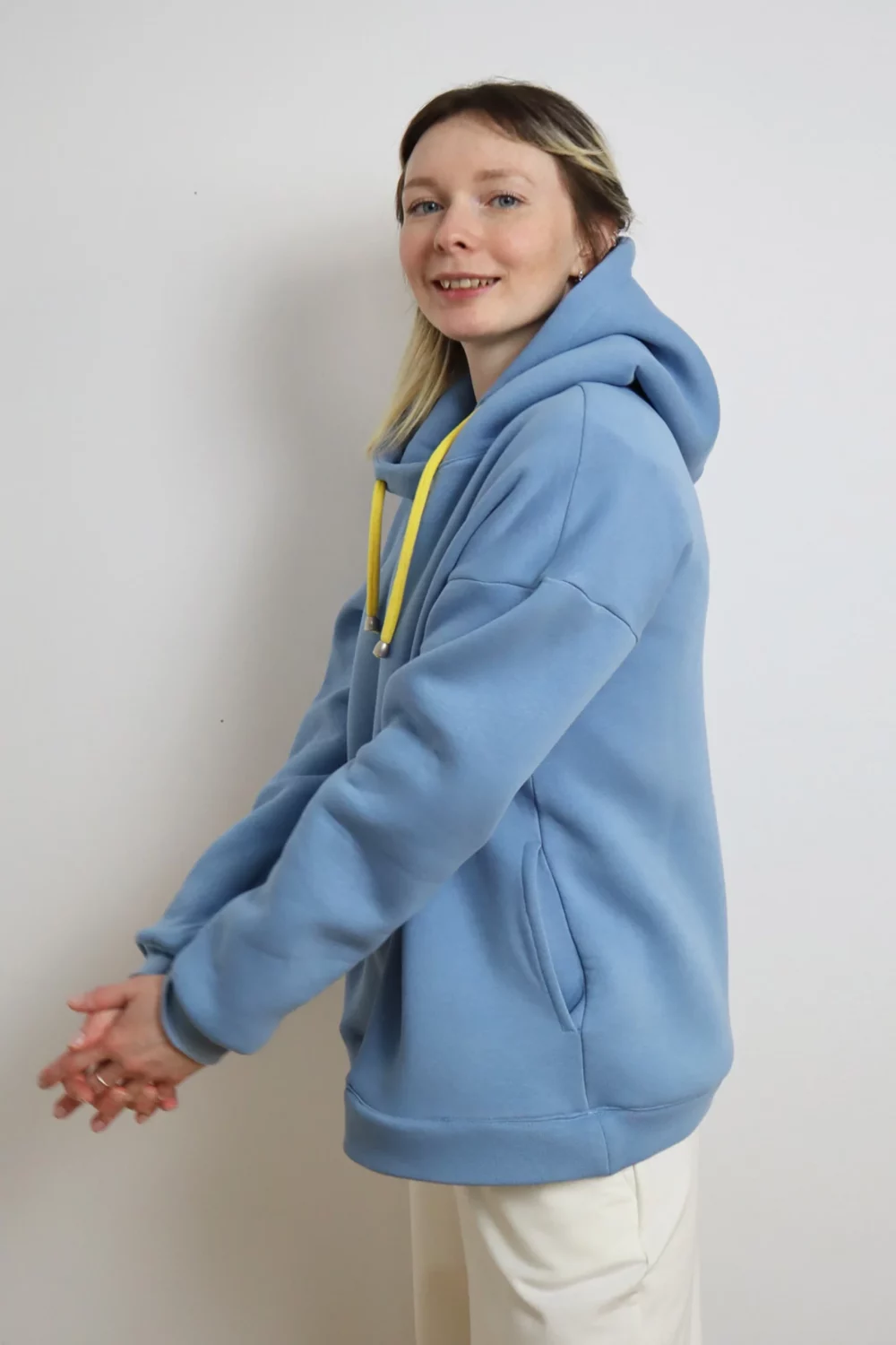 photo moam holly hoodie pattern